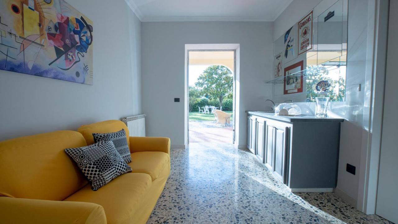 Palazzo Del Miglio Bed & Breakfast Belvedere Marittimo Ngoại thất bức ảnh